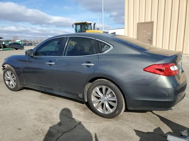 2012 Infiniti M37