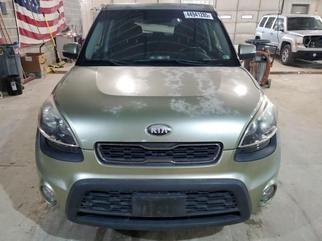 2013 KIA Soul +