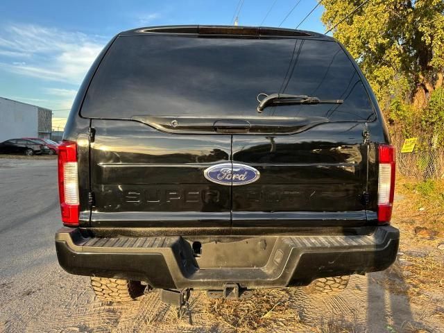 2004 Ford Excursion Eddie Bauer