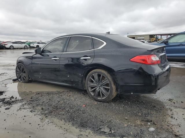 2011 Infiniti M56