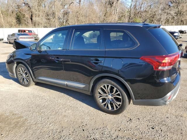 2016 Mitsubishi Outlander SE