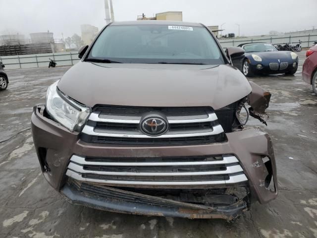 2019 Toyota Highlander LE