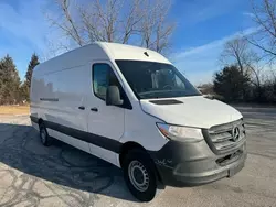 Salvage trucks for sale at Wheeling, IL auction: 2019 Freightliner Sprinter 2500/3500