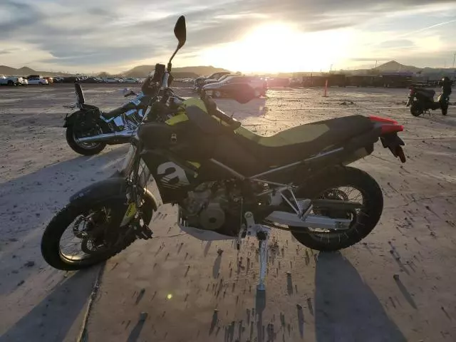 2023 Aprilia Tuareg 660