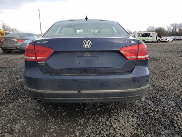 2012 Volkswagen Passat SEL