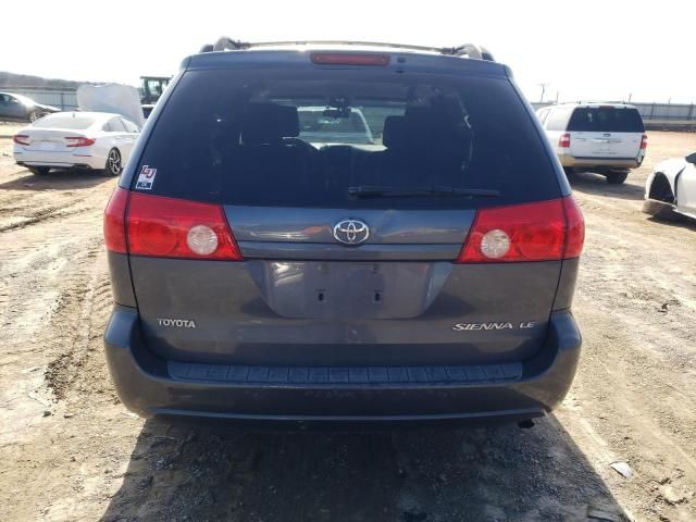 2009 Toyota Sienna CE