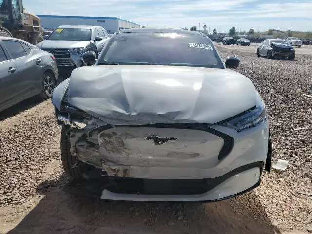 2022 Ford Mustang MACH-E Premium