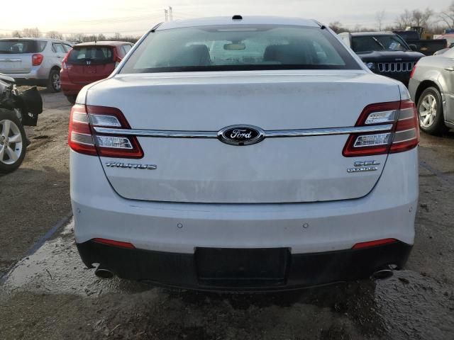 2015 Ford Taurus SEL