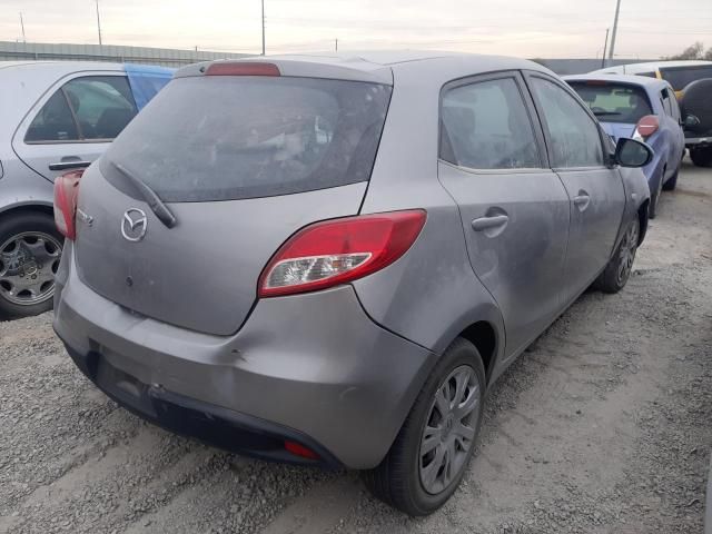 2014 Mazda 2 Sport