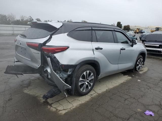 2023 Toyota Highlander Hybrid XLE