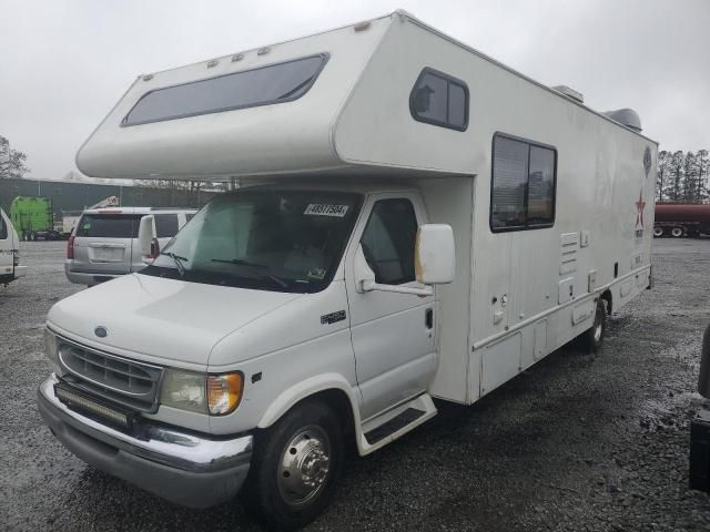 2001 Ford Econoline E450 Super Duty Cutaway Van