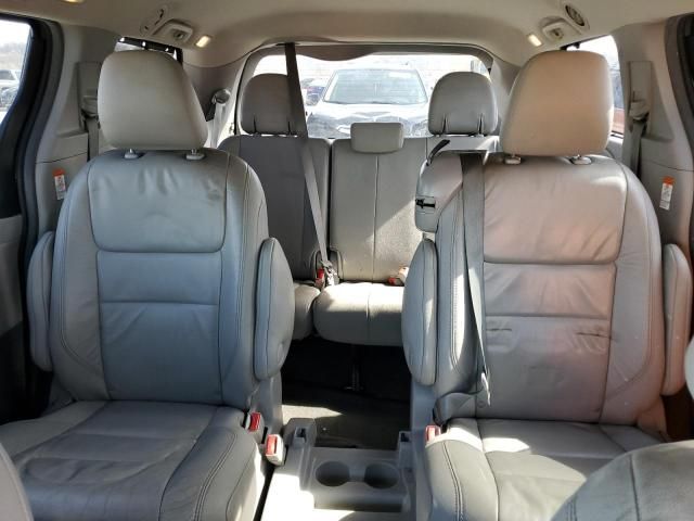 2015 Toyota Sienna XLE