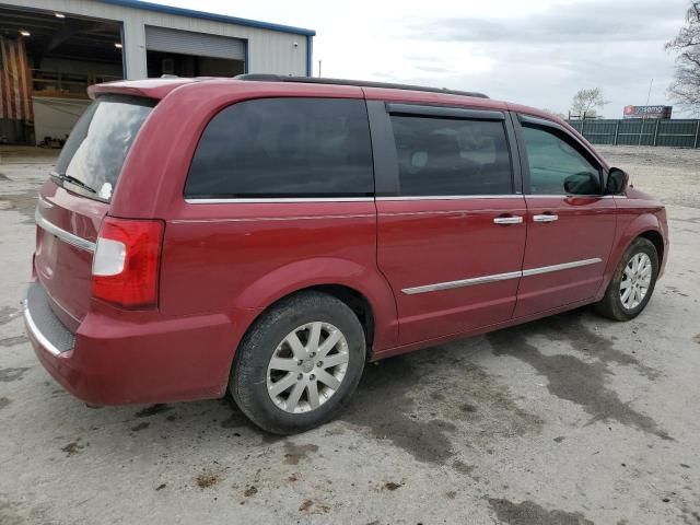 2014 Chrysler Town & Country Touring