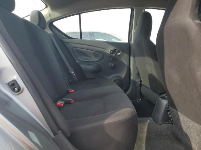 2013 Nissan Versa S