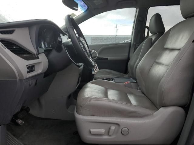 2015 Toyota Sienna XLE