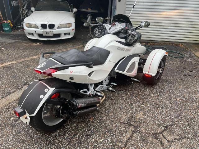 2010 Can-Am Spyder Roadster RS