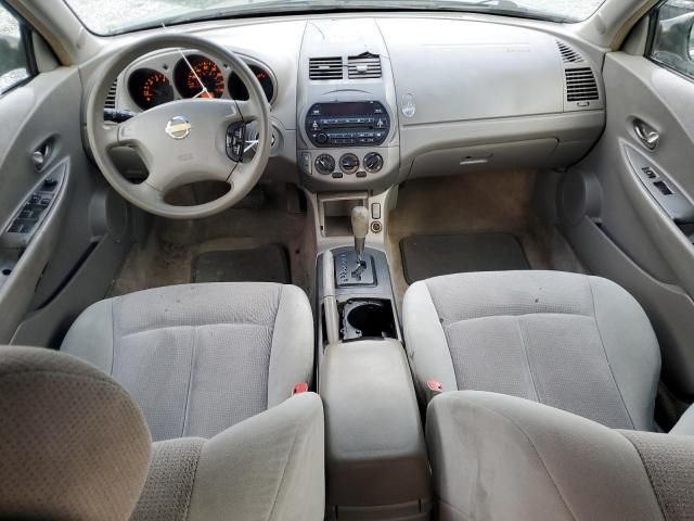 2002 Nissan Altima Base