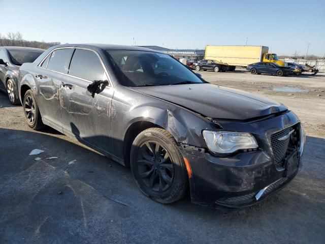 2015 Chrysler 300 Limited