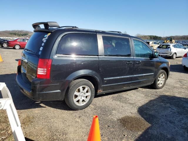 2010 Chrysler Town & Country Touring Plus