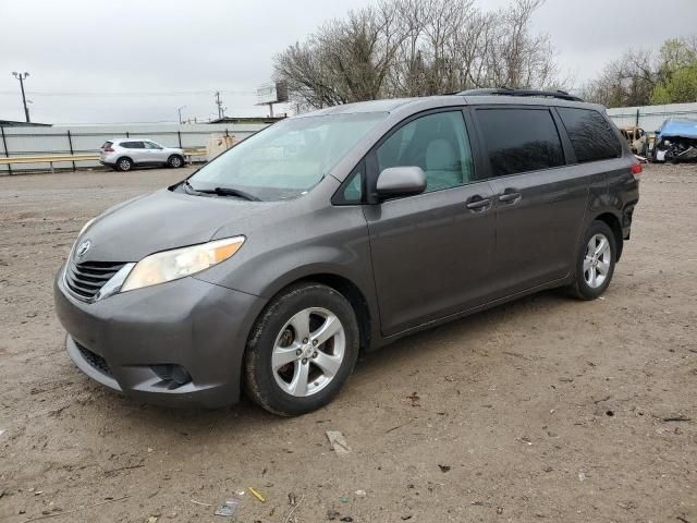 2012 Toyota Sienna LE