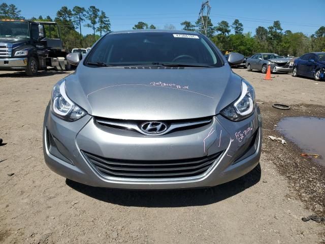 2015 Hyundai Elantra SE