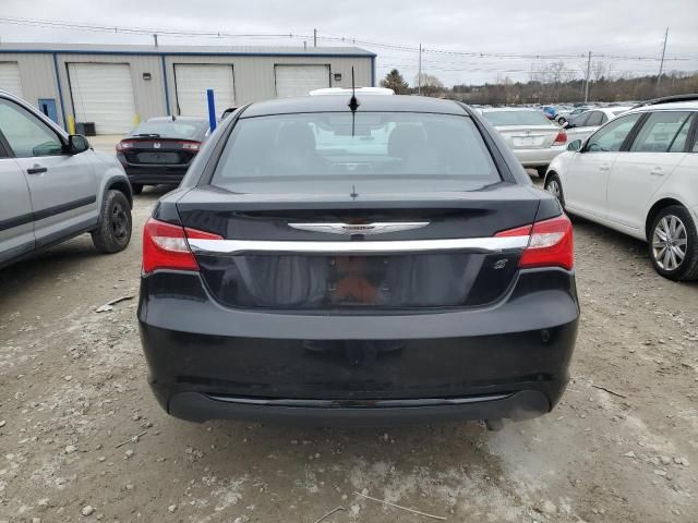 2013 Chrysler 200 Touring