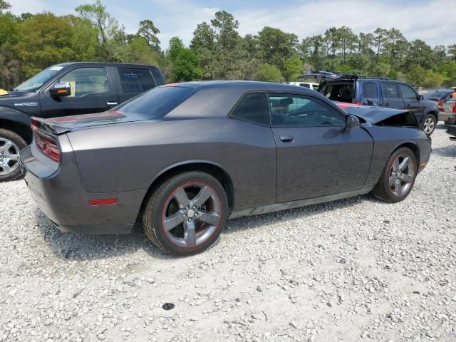 2013 Dodge Challenger SXT