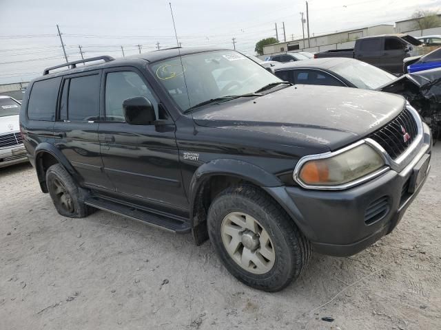 2001 Mitsubishi Montero Sport XLS