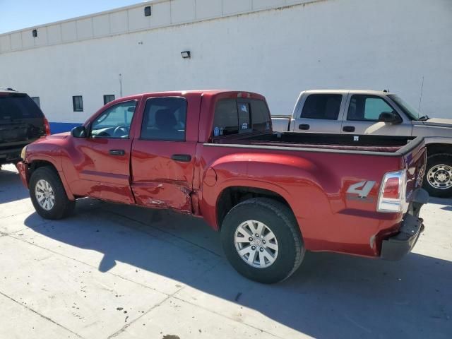 2006 Mitsubishi Raider LS