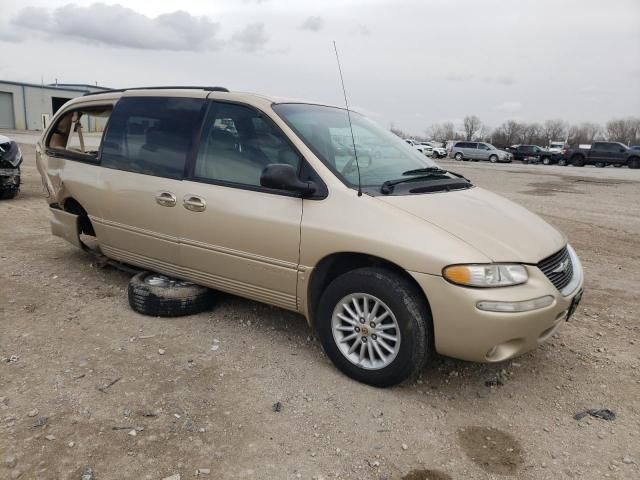 1999 Chrysler Town & Country LX