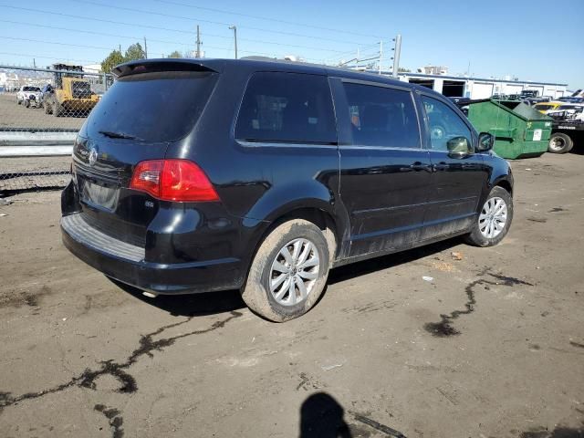 2012 Volkswagen Routan SE