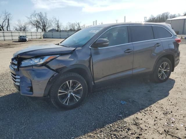 2019 Toyota Highlander LE