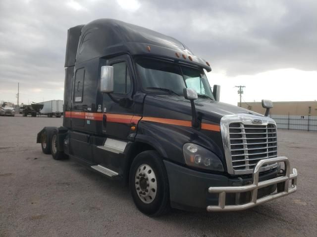 2017 Freightliner Cascadia 125