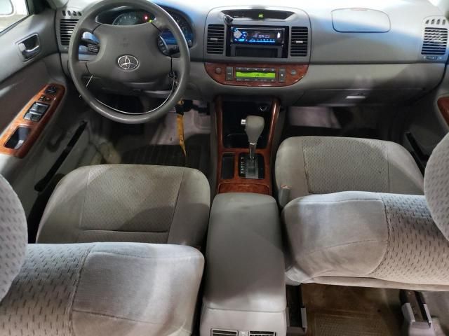 2003 Toyota Camry LE