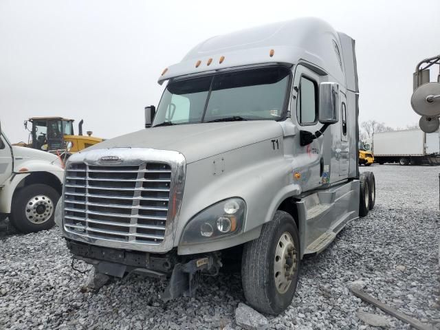 2016 Freightliner Cascadia 125