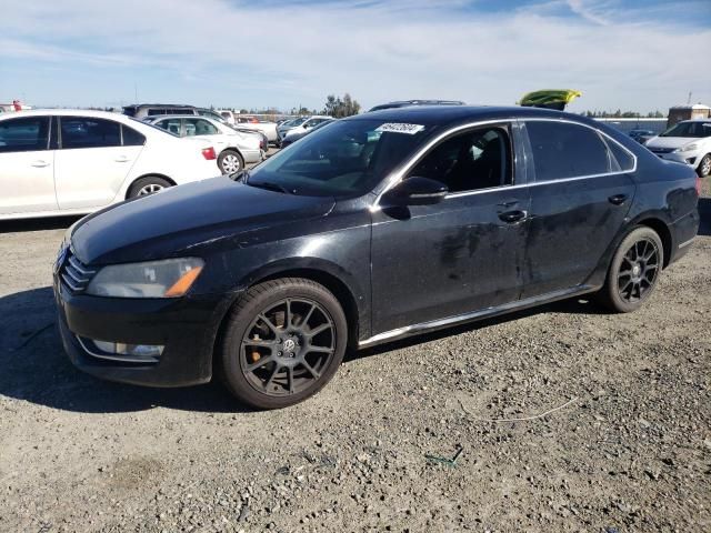 2012 Volkswagen Passat SEL