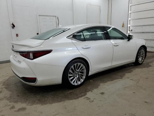 2023 Lexus ES 300H Base