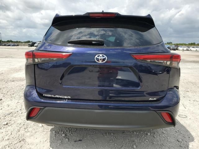 2022 Toyota Highlander XLE