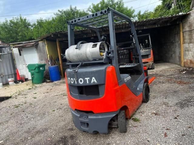 2014 Toyota Fork Lift