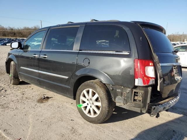 2015 Chrysler Town & Country Touring