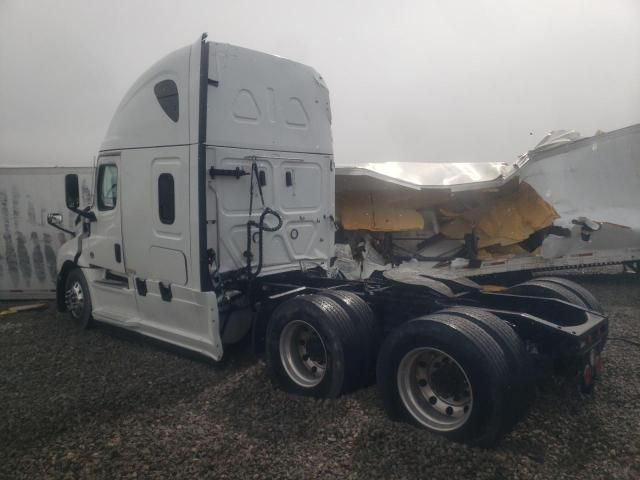 2022 Freightliner Cascadia 126