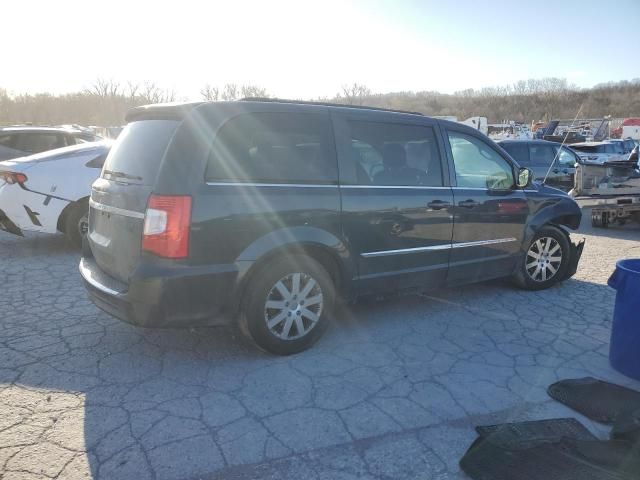 2013 Chrysler Town & Country Touring