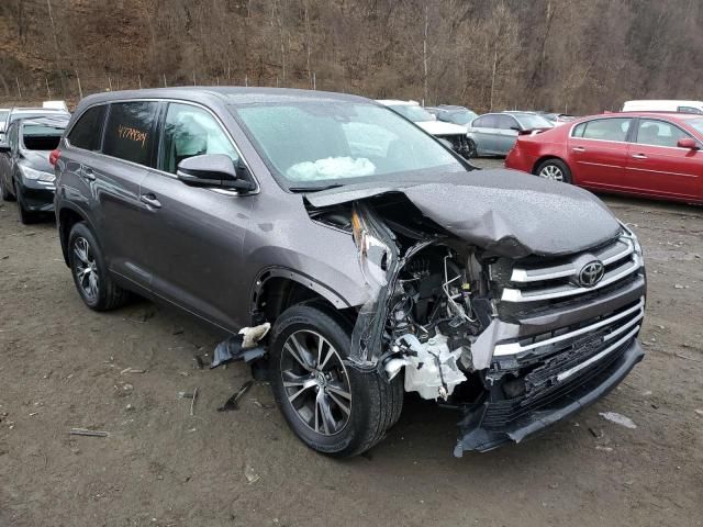 2019 Toyota Highlander LE