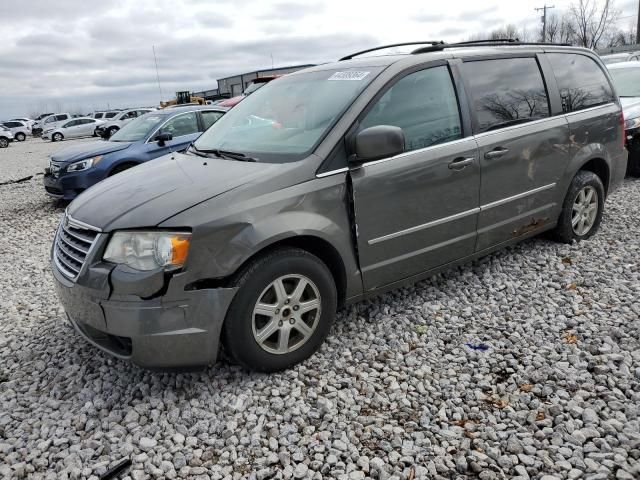 2010 Chrysler Town & Country Touring