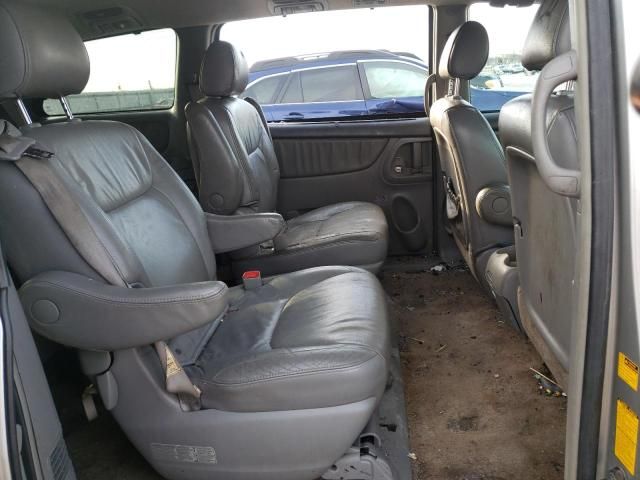 2007 Toyota Sienna XLE