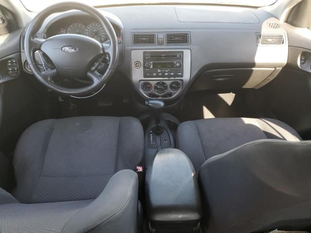 2005 Ford Focus ZX5