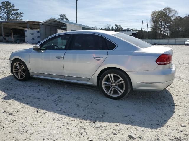 2012 Volkswagen Passat SEL