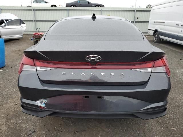 2022 Hyundai Elantra SEL