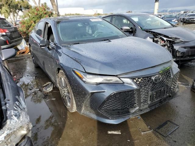 2019 Toyota Avalon XLE