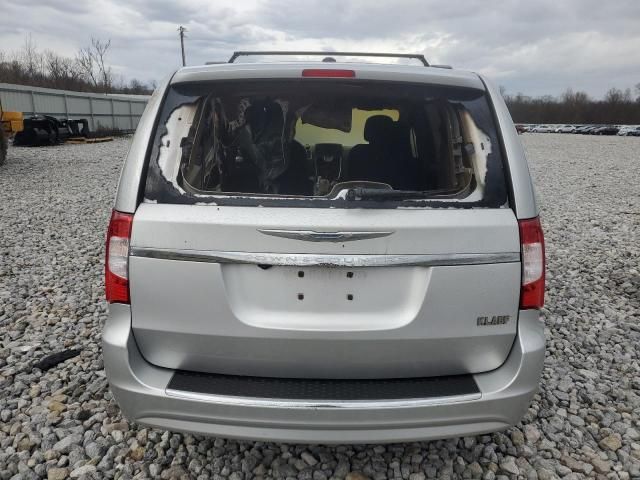 2011 Chrysler Town & Country Touring